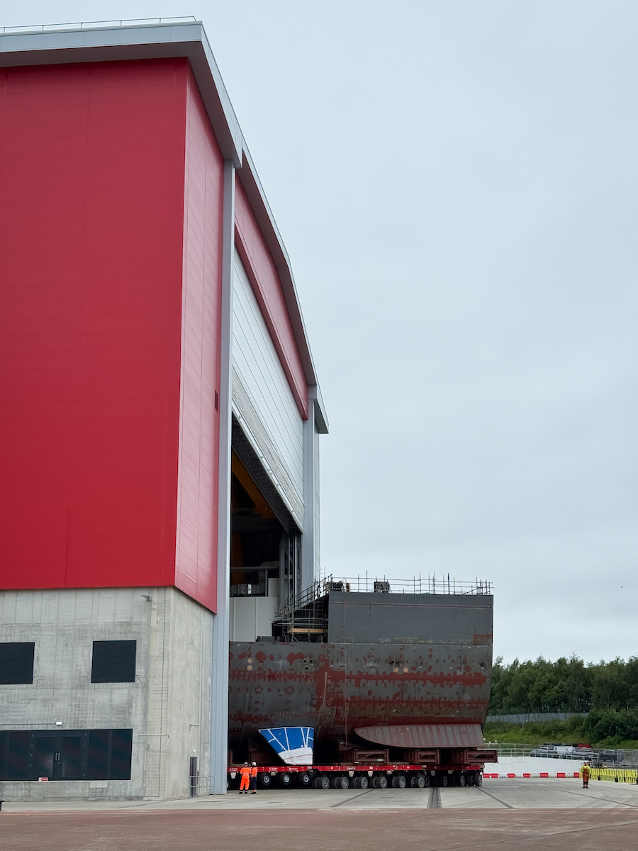 Brian Donnelly (@briandonnellyht) on Twitter photo 🚢 Watch as half a 6,900-tonne ship is inched to vast new hall
🚢 Via <a href="/heraldscotland/">The Herald</a>
📹 heraldscotland.com/news/25287425.… 🚢 Watch as half a 6,900-tonne ship is inched to vast new hall
🚢 Via <a href="/heraldscotland/">The Herald</a>
📹 heraldscotland.com/news/25287425.…