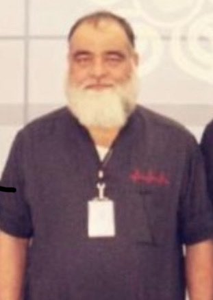 amer_gmgom's tweet photo. موقف إنساني نبيل للدكتور انور صبار المدرهم المضياني العنزي استشاري القلب 
تدخل عاجل  لدي طواري مستشفي الملك خالد بالخرج لإنقاذ  حياة إنسان سبعيني بالعمر 
كتب لك الاجر أبو عبدالله 
بارك الله فيك ونفع بعلمك 
#الخرج https://t.co/hSYtS8JalK