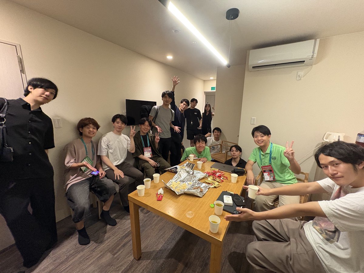 #ランチトウキョウ 第771回

▼参加者
<a href="/Takane_Eagle/">Takane Konagaya | Skyland Ventures</a>,<a href="/rrrwao/">rei oshima</a>,<a href="/yuji_bizdev/">宮嶋優志</a>,<a href="/qHMQtMivh490419/">吉野 創太郎</a>,<a href="/engineermikata/">田代 正義＠株式会社エンジニアのミカタ代表　高還元SES事業でエンジニアの年収UPを実現中！</a>,<a href="/receptnakase/">中瀬 将健【proovy】</a>,<a href="/_kiryo/">Ryo Ki@ショートアニメ研究</a>,<a href="/10rr_eo/">レオ@九州で1番おもろい大学生/コミュマネ in IVS2025</a>,<a href="/Khsk13/">川島| AI・システム開発</a>,<a href="/p1_mv/">永見日菜子 | 株式会社 不動産総合研究所 CEO</a>,<a href="/maron980917/">登内啓悟 a.k.a あたまがきんに君</a>等

▼運営
若手コミュニティ運営 / 石井 @hahahayunosuke
Skyland Ventures / Shuto <a href="/shutollen/">Shuto Sakai | Skyland Ventures</a>

#ランチローカル #IVS2025