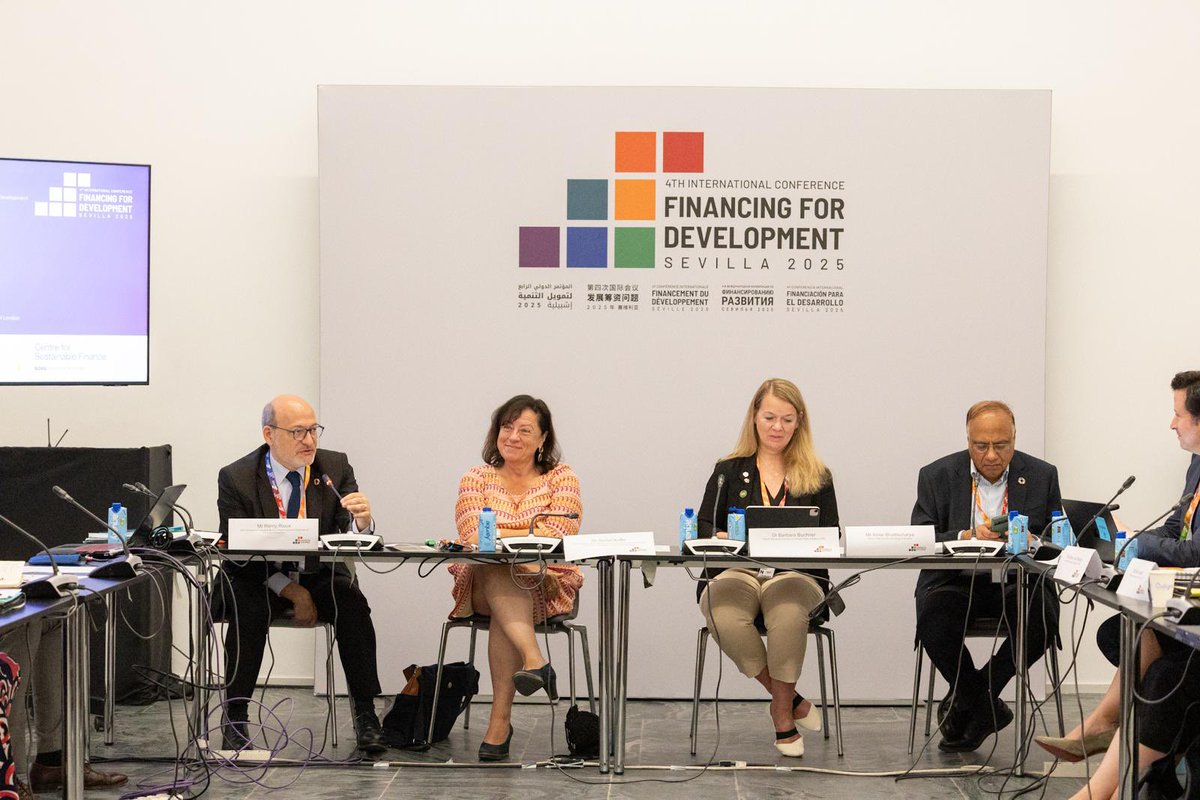 AFD_en 🇫🇷 🇪🇺 (@afd_en) on Twitter photo #FfD4 | On the private sector, <a href="/RiouxRemy/">Rémy Rioux</a> :
"The paradigm shift we are observing in Sevilla should be more friendly to private investors and help lower the cost of capital.
One of the initiatives we put on the Sevilla platform for action to mobilize more private finance to go #FfD4 | On the private sector, <a href="/RiouxRemy/">Rémy Rioux</a> :
"The paradigm shift we are observing in Sevilla should be more friendly to private investors and help lower the cost of capital.
One of the initiatives we put on the Sevilla platform for action to mobilize more private finance to go