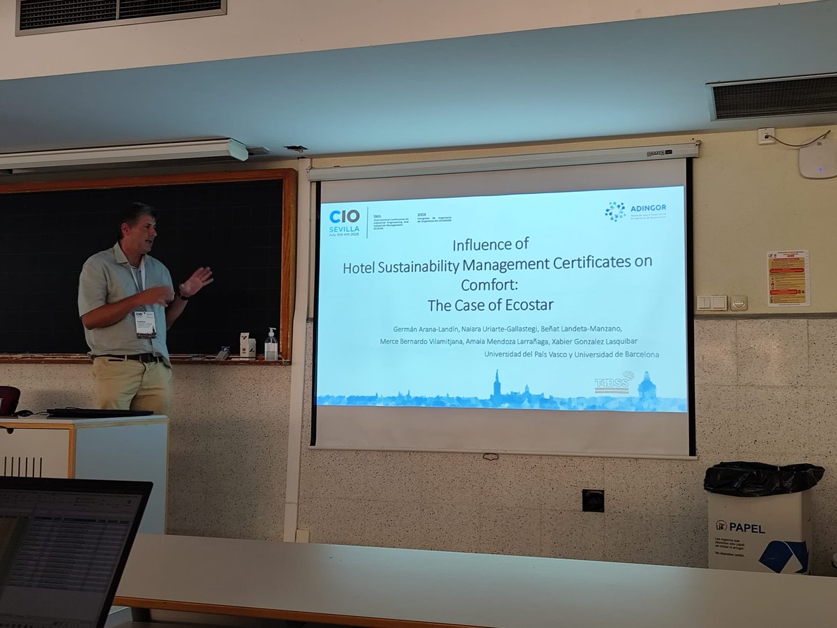 t4bss_research's tweet photo. Really interesting presentation by our research group member German Arana @Geraralan1 in #CIO2025 at @unisevilla 
@adingor 
Congratulations! https://t.co/ADRSYoGG5I
