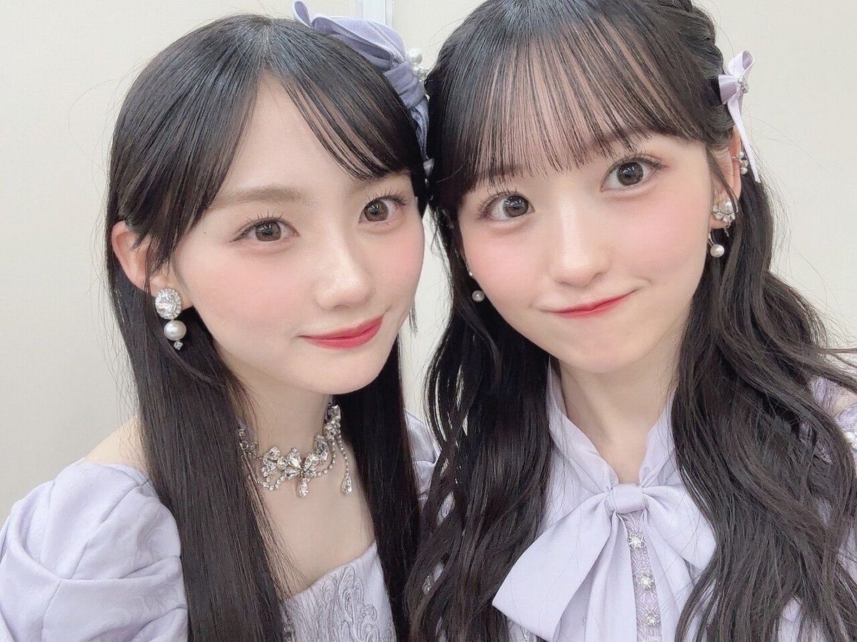 tere_saku_'s tweet photo. さくみく、この感じで可愛いだけじゃないの本当に痺れる。2人ともこんなに甘いビジュアルなのに内に熱いものを持っているし、実は意外と戦略的だし、いつだって本気だし努力家だし、同じ方向を見てる https://t.co/VOXYOX10Fe