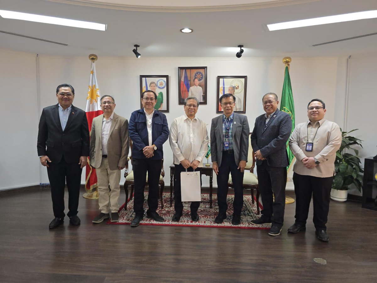 In Riyadh, a courtesy call on PHL Ambassador Raymond Balatbat, to discuss PE-DMW MWO synergy for the better protection of OFWs in the Kingdom of Saudi Arabia. We worked with Ambassador Raymond on OFW repatriation and welfare during the recent days of heavy fighting in Lebanon.