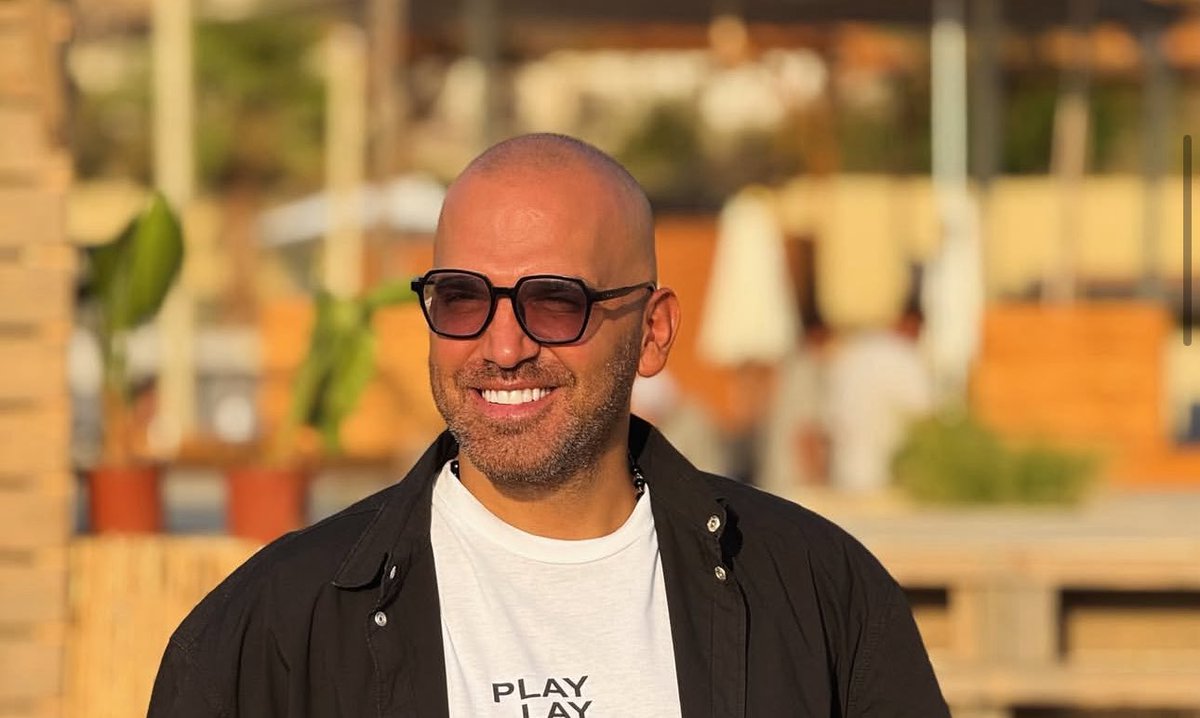 خاص #نحنا – #ناجي_اسطا يصور أغنية “قفلنا عالموضوع” بهذا التوقيت

<a href="/OstaNaji/">Naji Osta</a> 

التفاصيل 👇🏻

ne7na.com/?p=69328