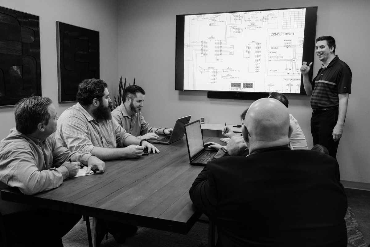 reliantmediallc's tweet image. Ever wonder what goes into designing seamless AV systems? Here’s a behind-the-scenes look at our team doing what we do best, collaborating, problem-solving, and designing tech that works beautifully.

#AVLInstall #AudioVisualLighting#ProAVL#AlabamaAVL