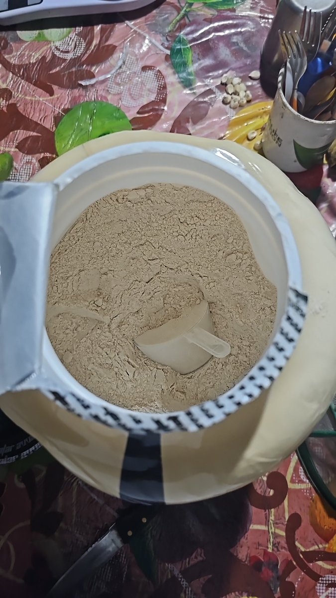 Rajesh2046's tweet photo. @AvvatarIndia I have ordered a protein powder form online instead of protein i received Atta powder plzz help me the product also damaged https://t.co/V5qVKCcQDA