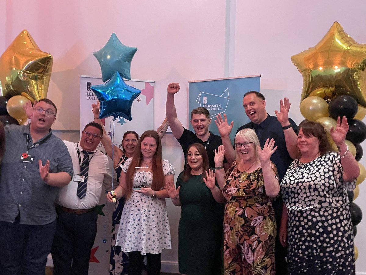 🌟Luminate Education Group - Leeds City College - Overcoming Adversity Award 🌟

Foundation Studies are immensely proud to announce one of our students, Kayemarie Robinson receive the ‘Overcoming Adversity Award’ at last nights Star Awards!🌟💪👏