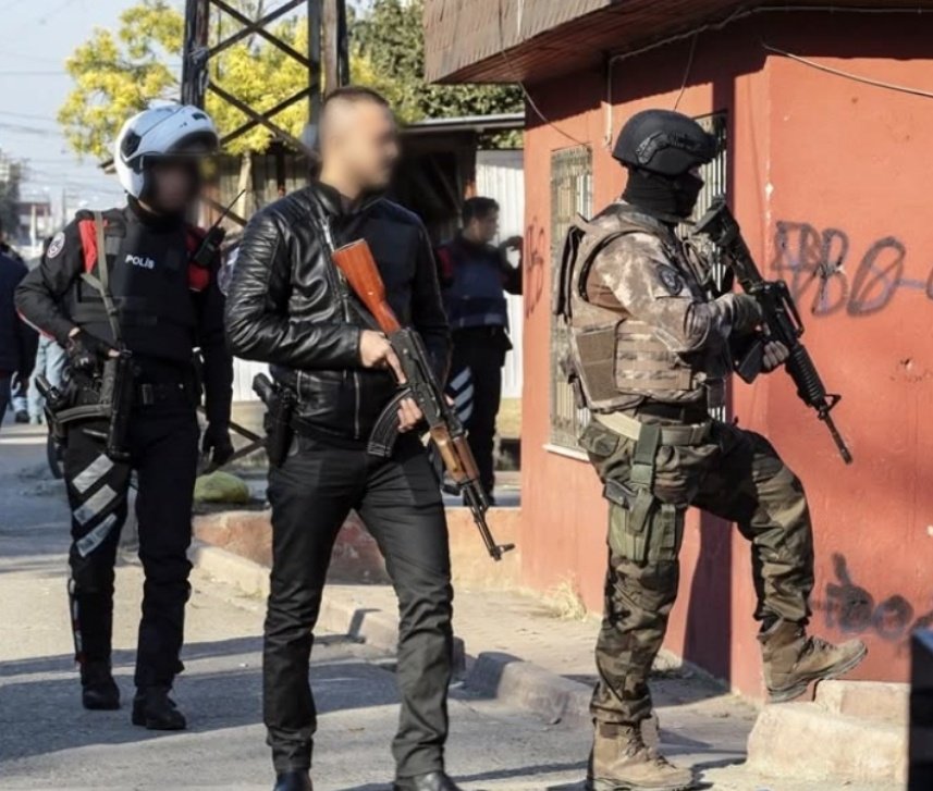 Yüzyılda bir görülen polis tutulması. 

PÖH-TEM-Yunus