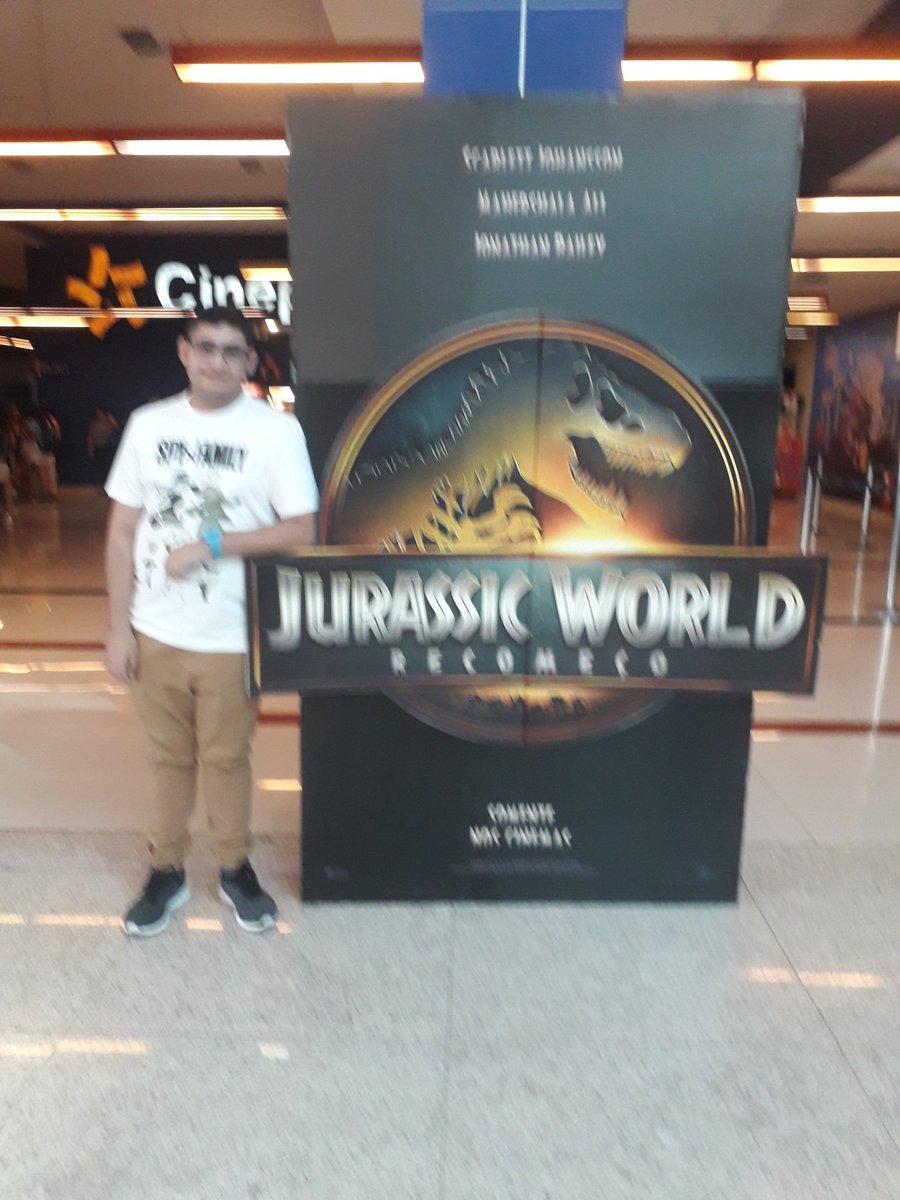 AlissonJonantha's tweet image. Está Estreando Hoje Nos Cinemas Jurassic World Recomeço 🦕🦖 #JurassicWorld #JurassicWorldRecomeco #JurassicWorldRebirth @UniversalPics @UniversalPicsBr @JurassicWorld @RioMarKennedy @cinepolisbrasil