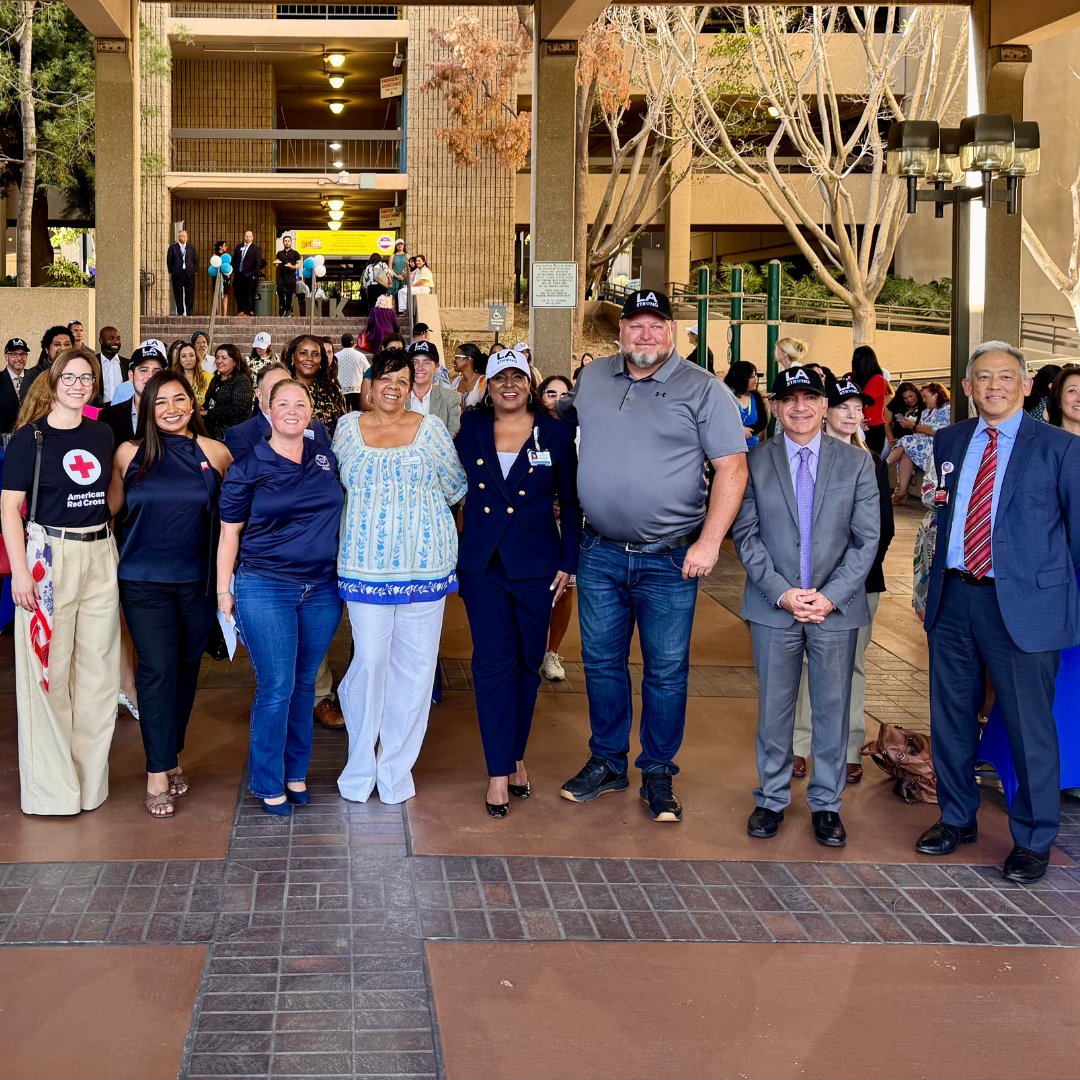 Kaiser Permanente Southern California (@kpscalnews) on Twitter photo Over 500 KP #volunteers gave 8,300+ hours to support Eaton & Palisades #wildfirerelief. Last week we had the privilege to honor them. Thank you <a href="/Cal_OES/">California Governor's Office of Emergency Services</a>, <a href="/fema/">FEMA</a>, <a href="/RedCross/">American Red Cross</a> + @repjudychu, for joining us. Together we're #LAStrong k-p.li/45BPEPv Over 500 KP #volunteers gave 8,300+ hours to support Eaton & Palisades #wildfirerelief. Last week we had the privilege to honor them. Thank you <a href="/Cal_OES/">California Governor's Office of Emergency Services</a>, <a href="/fema/">FEMA</a>, <a href="/RedCross/">American Red Cross</a> + @repjudychu, for joining us. Together we're #LAStrong k-p.li/45BPEPv