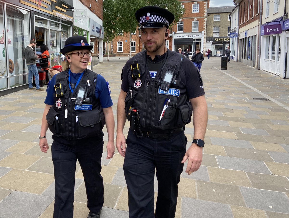 EssexPFCC's tweet image. The PFCC Essex is inviting all who live, work, study and travel in Braintree district to an annual community safety public meeting on Tuesday 8th July at Braintree Town Hall, Market Place, Braintree, CM7 3YG, starting at 7pm to 8pm.
For more visit: ow.ly/1Efv50WcXZ1