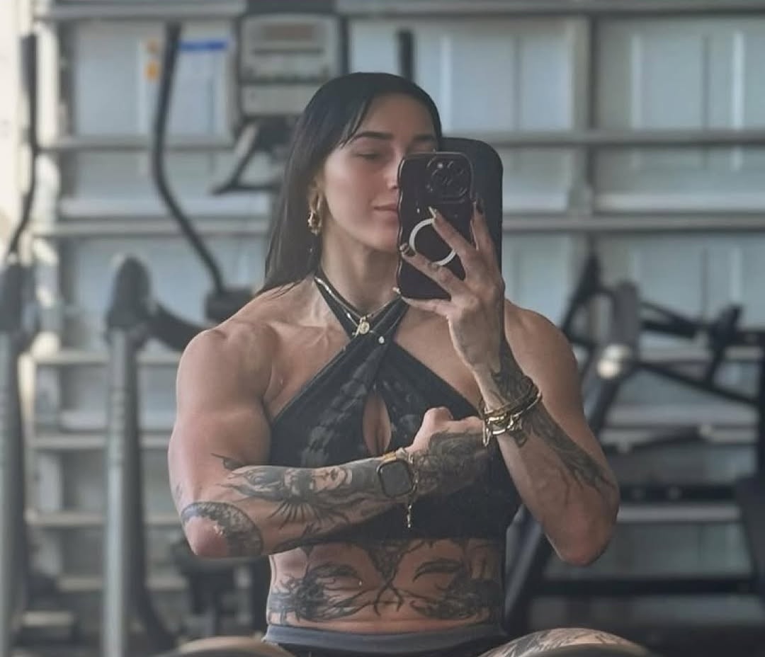 Rhea Epping\, image size:1080x928