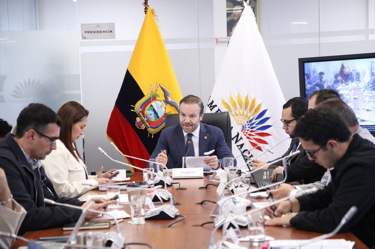 Asamblea Nacional (@asambleaecuador) on Twitter photo <a href="/DerechoSaludAN/">Comisión del Derecho a la Salud y Deporte</a> tratará:
1️⃣ Reformatoria a la Ley de Salud para limitar la discrecionalidad y transparentar pagos a prestadores de la red privada sin fines de lucro. <a href="/DerechoSaludAN/">Comisión del Derecho a la Salud y Deporte</a> tratará:
1️⃣ Reformatoria a la Ley de Salud para limitar la discrecionalidad y transparentar pagos a prestadores de la red privada sin fines de lucro.