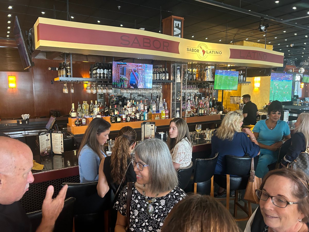 thecondecenter's tweet image. Great energy at the La Vida Latino Networking Event at Sabor Latino in Boynton Beach!

We’re grateful to connect with our local community and share how Conde Center helps support brain and body wellness—naturally.

#LaVidaBoynton #BoyntonBeach #CondeCenter #HolisticHealth