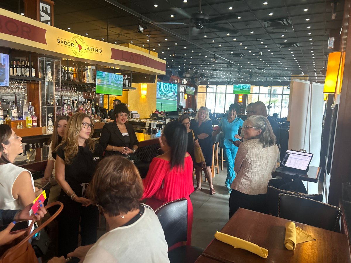 thecondecenter's tweet image. Great energy at the La Vida Latino Networking Event at Sabor Latino in Boynton Beach!

We’re grateful to connect with our local community and share how Conde Center helps support brain and body wellness—naturally.

#LaVidaBoynton #BoyntonBeach #CondeCenter #HolisticHealth