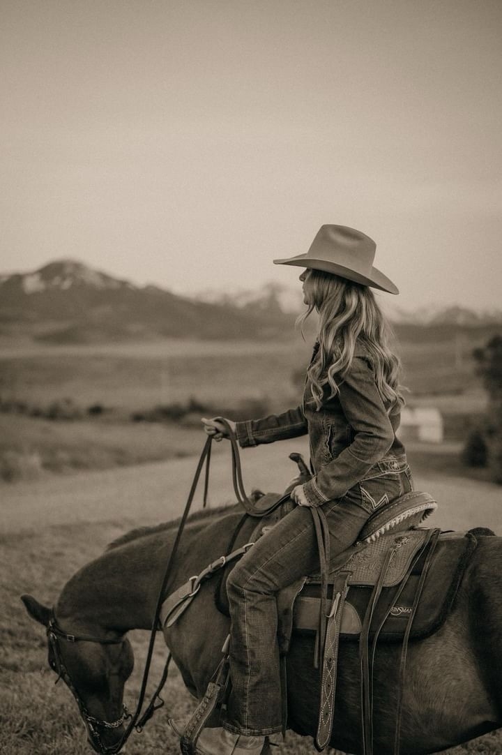 #CountryLiving