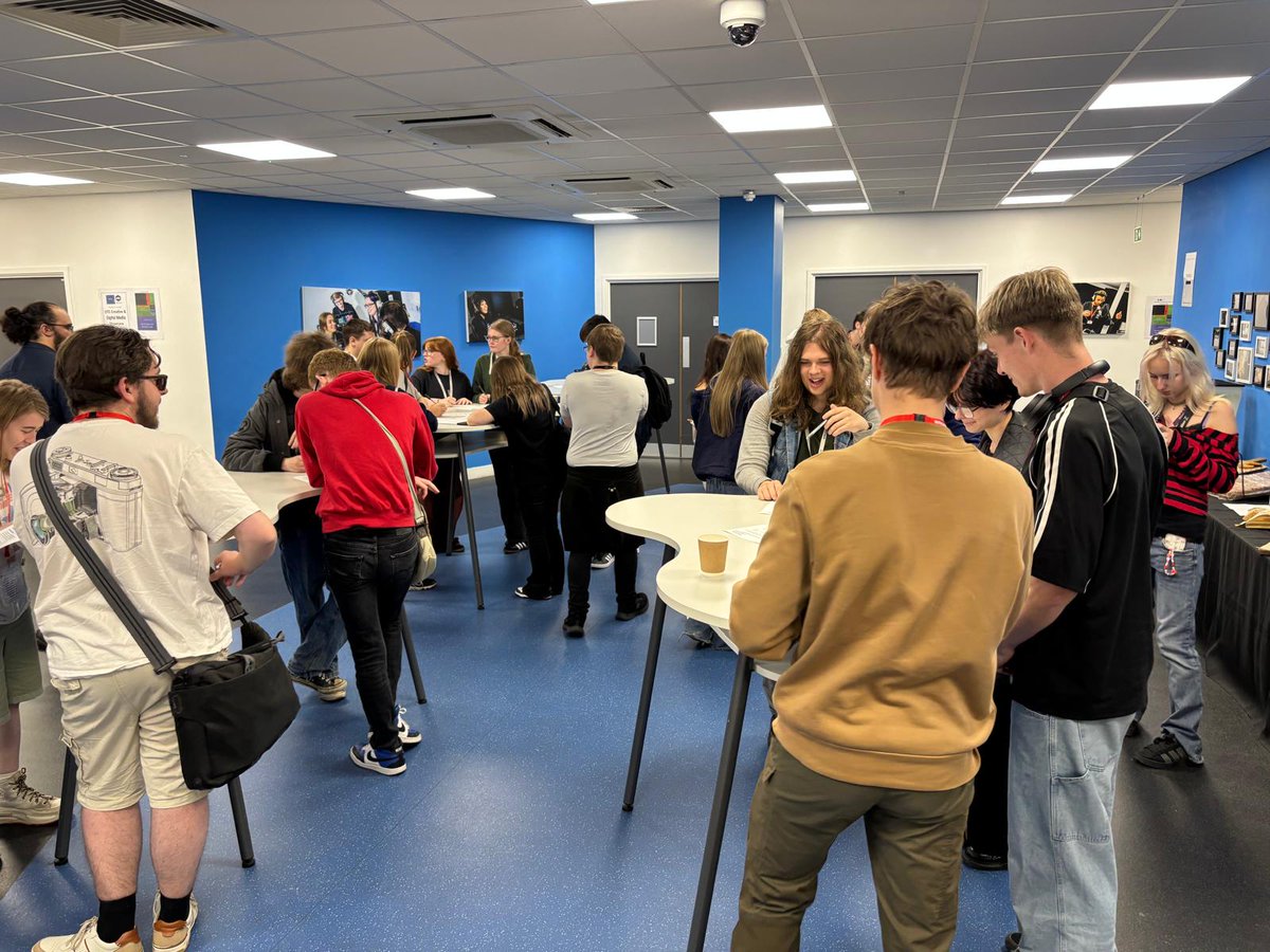BakerDearing's tweet image. 📽️ Students today found out which of them had won awards at the UTC Creative and Digital Media Showcase, while they also learned about the sectors in which they wish to work #thinkUTC
bakerdearing.org/resources/news…