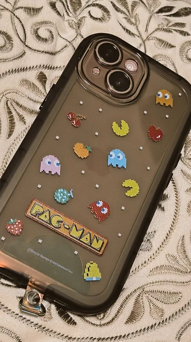 わたくしはというとiPhoneケースがパックマンになりました #パックマス 楽しみにしています