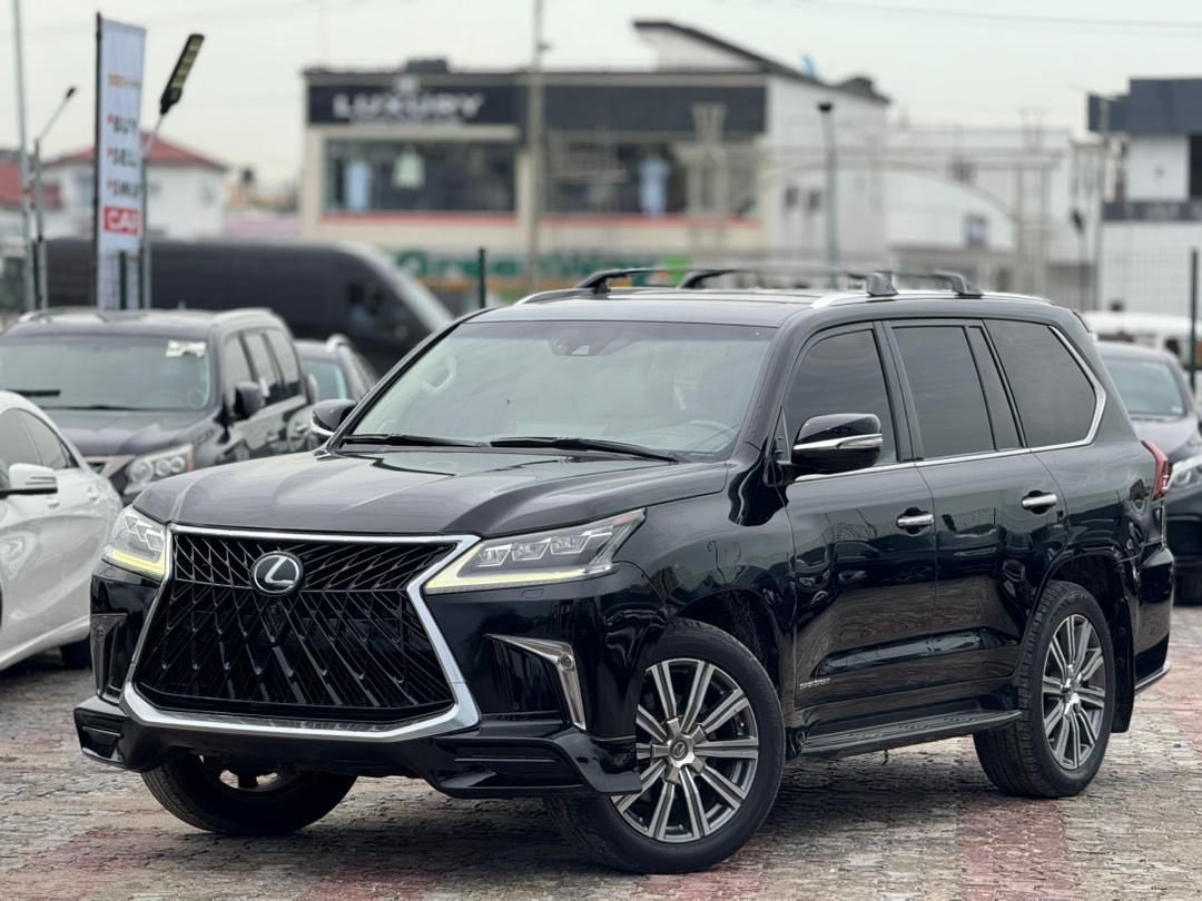 LightblissAutos's tweet photo. Neatly used: 2016 Lexus LX570
Full option 
Price: 79,000,000 https://t.co/w6lsEKLgo8