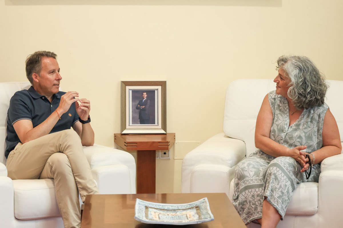 CulturaLorca's tweet image. ✒️El alcalde a recibe a la escritora Inma Pelegrín tras alzarse con el #PremioLumen2025 por su primera novela, Fosca📚
👉La obra será publicada el próximo 25 de septiembre por la editorial Lumen en todo el ámbito hispanohablante
🖱️ lorca.es/noticias/notic…
#CulturaEnLorca