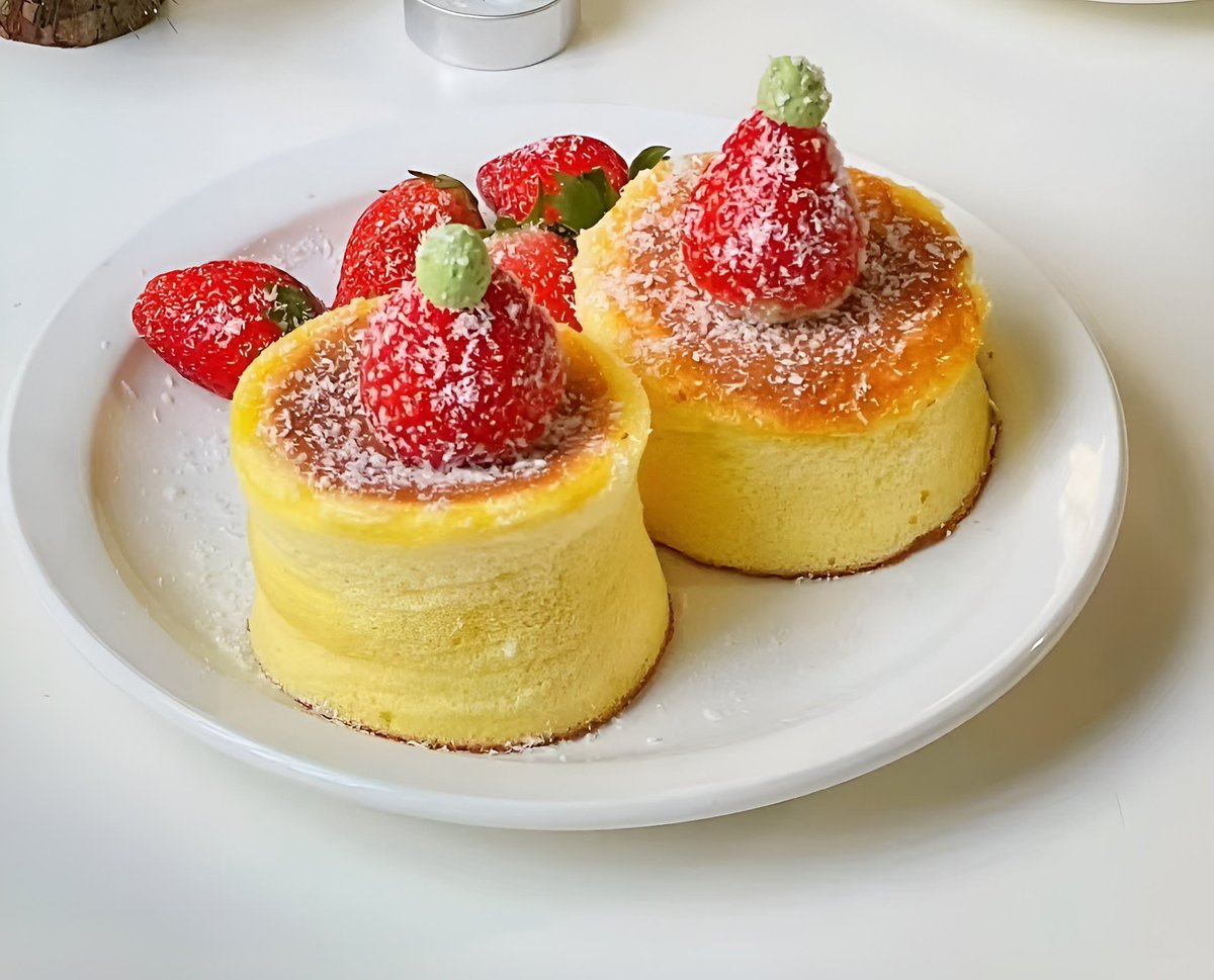 Christmas Strawberry Souffle Cake