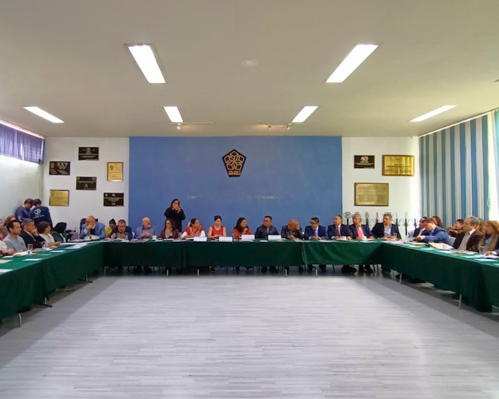 El 1 de julio, la Dra. María Elizbeth Alvarez Sánchez, coordinadora académica de la #UACM, participó en la 3.ª Sesión del Comité de Fomento Económico en Iztapalapa.
Se acordó impulsar proyectos interinstitucionales de capacitación para MiPyMES y fortalecer el empleo local.