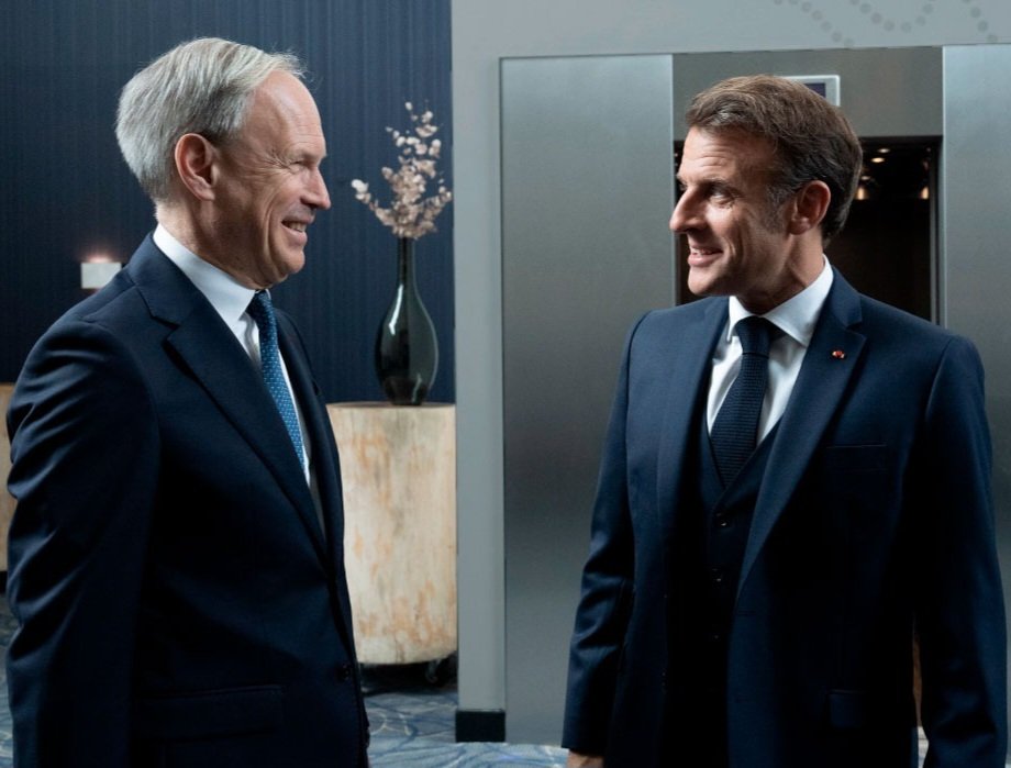 Je remercie le Président <a href="/EmmanuelMacron/">Emmanuel Macron</a> pour le soutien de la France à ma candidature à la Cour internationale de Justice <a href="/CIJ_ICJ/">CIJ_ICJ</a>, réaffirmé à l'occasion de son récent séjour à La Haye.
L'engagement de la France au service du droit et de la justice internationale est essentiel.
