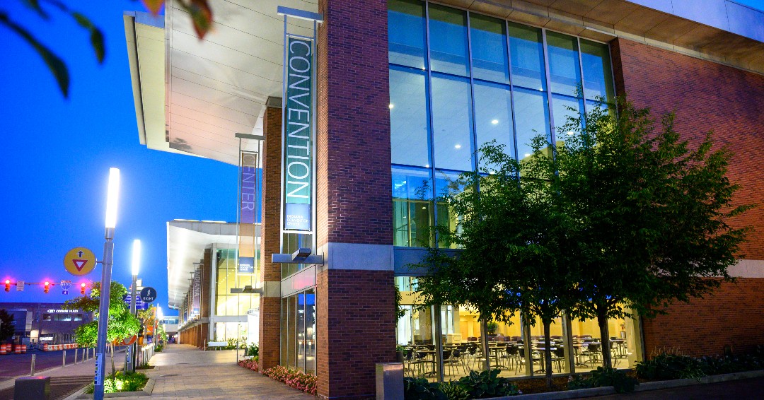 The Indiana Convention Center has been welcoming guests and memorable events for decades - do you know the year the Indiana Convention Center first opened? 🤔
💡 Hint: bell-bottoms were in style and gas was 36 cents a gallon!
Drop your best guess below! 👇