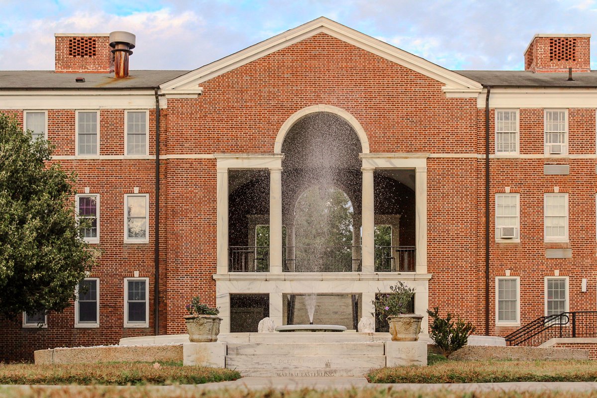 ☀️On days like this, it's hard to stop thinking about jumping in the fountain...💧

We know, it's bad luck!!!🫨

But also this heat wave is NO JOKE!🫠🥵

#wearewesleyan #leadersofthepack #howlyeah #comedy #photography #nature #picoftheday #beautiful #fountain #badluck #heatwave