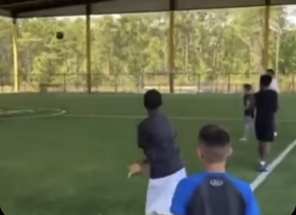 HBD <a href="/DereonColemanQB/">Dereon Coleman</a> 💰
You were the first QB I met in 2020 and I’m still locked in 👀 taking notes. 
<a href="/baylintrujillo/">Baylin Trujillo</a>