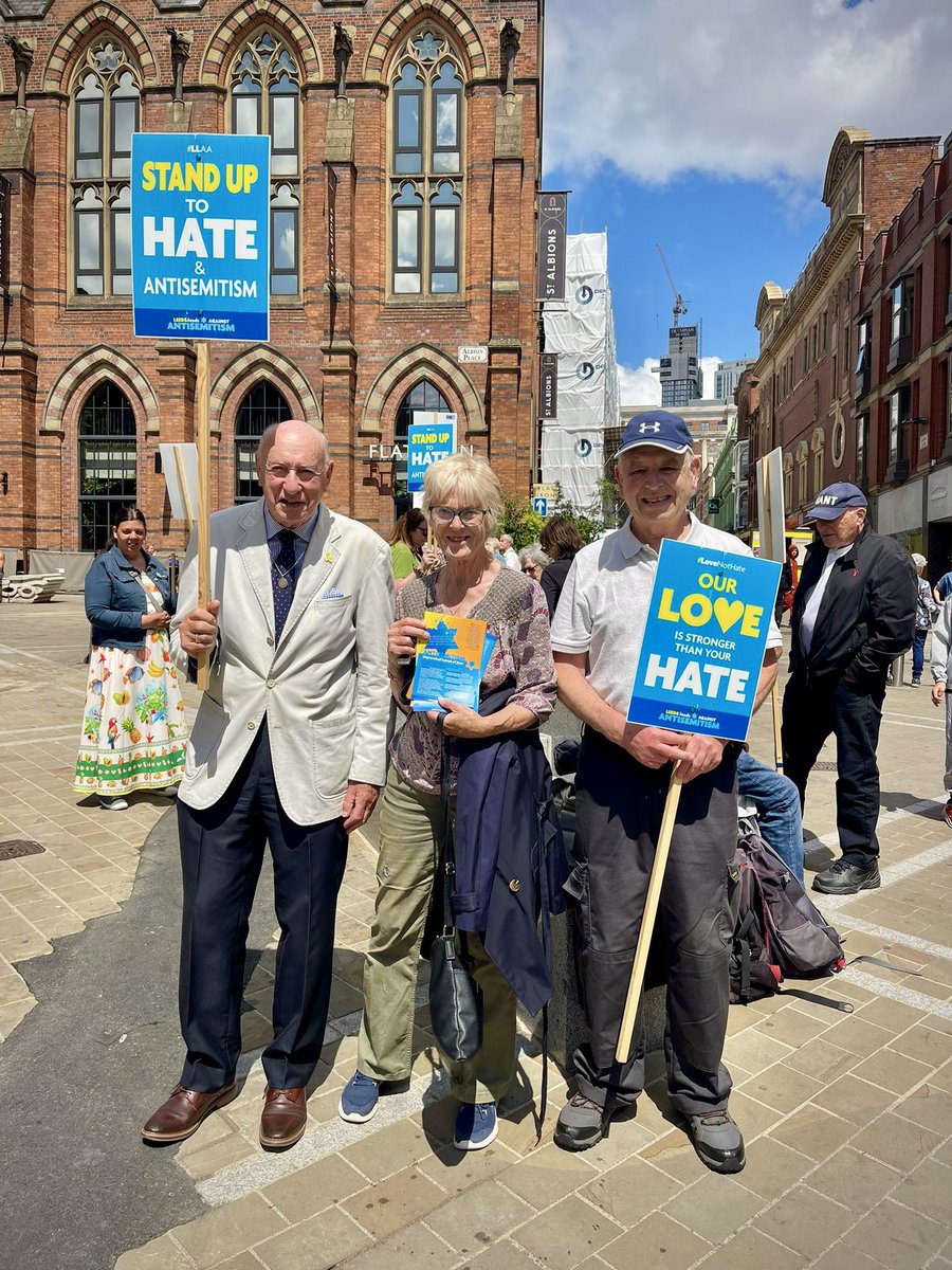 LeedsleadsAA's tweet image. The never-ending fight against antisemitism and disinformation continues! A good and largely positive day was had in Leeds yesterday. We owe our trusty team of volunteers a huge thank you for their support and dedication to the cause. ❤️