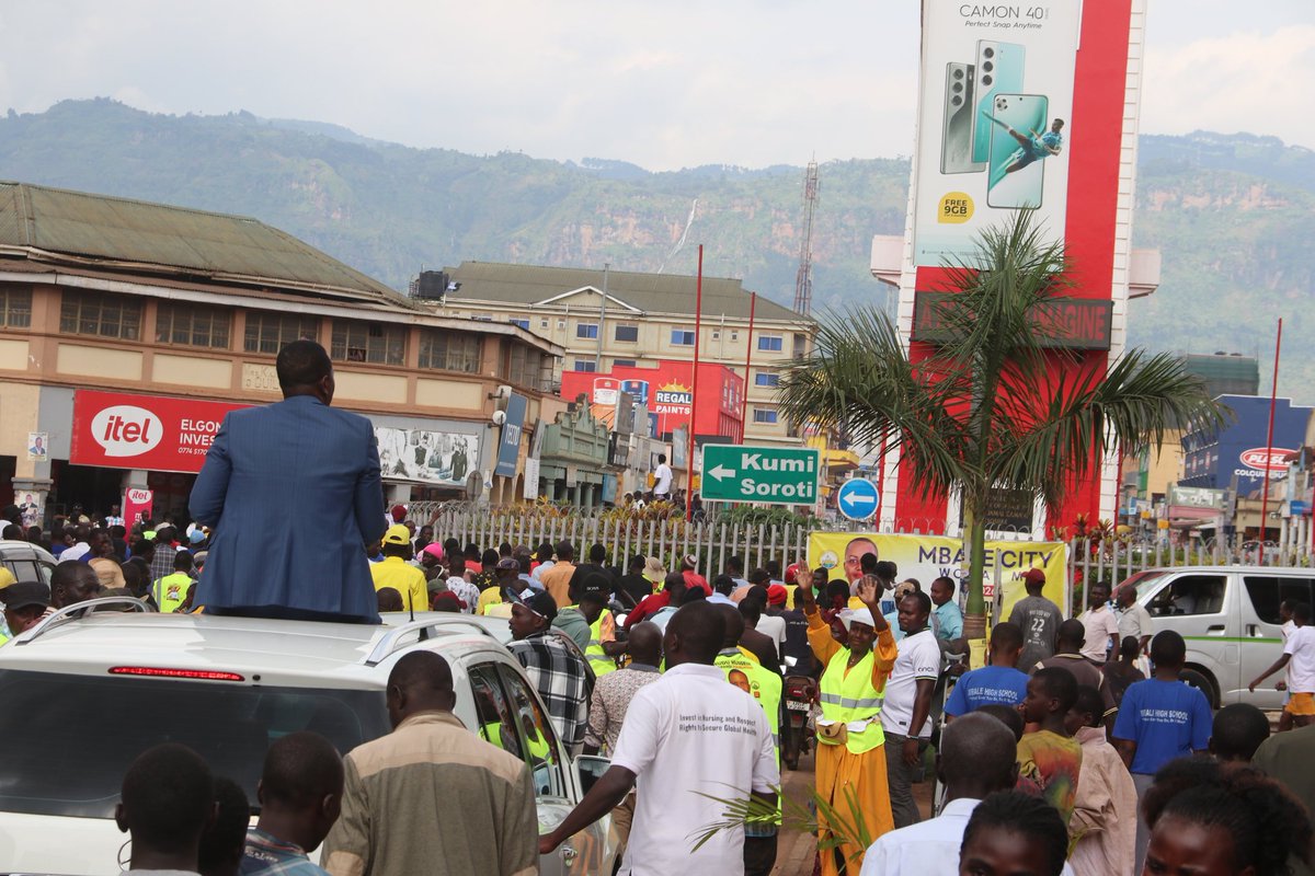 MBALE EXPRESS Media (@mbaleexpresstv) on Twitter photo #update <a href="/HuduHussein/">Hudu Hussein</a> has officially launched his campaigns as he seeks to represent the People of Northern Division in Mbale City in the Parliament.
Hudu set off his journey from Namakwekwe through the City centre before proceeding to Bukonde where he was blessed by his clan. #update <a href="/HuduHussein/">Hudu Hussein</a> has officially launched his campaigns as he seeks to represent the People of Northern Division in Mbale City in the Parliament.
Hudu set off his journey from Namakwekwe through the City centre before proceeding to Bukonde where he was blessed by his clan.