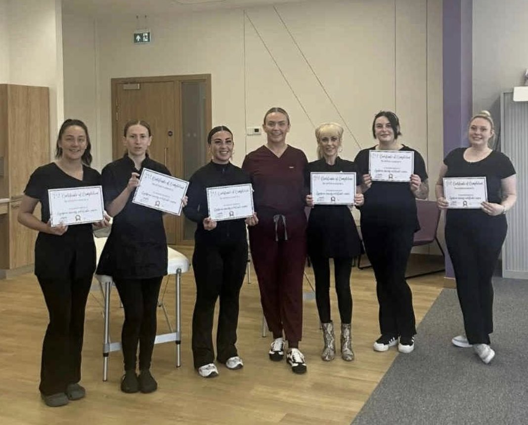 WomenBreakingBarriersNI (@barriersni) on Twitter photo Raising the bar(riers) and the brows! 🙌 Huge congrats to today’s Eyebrow Wax & Tint Level 2 grads — brilliantly led by Jemma aka #DottieDoll from #BelfastBrowsAndLips 💜 Proudly Delivered at the Brilliant <a href="/ShankillWomens/">Shankill Shared Women's Centre</a> . Well done all! #WBB #womenbreakingbarriersni Raising the bar(riers) and the brows! 🙌 Huge congrats to today’s Eyebrow Wax & Tint Level 2 grads — brilliantly led by Jemma aka #DottieDoll from #BelfastBrowsAndLips 💜 Proudly Delivered at the Brilliant <a href="/ShankillWomens/">Shankill Shared Women's Centre</a> . Well done all! #WBB #womenbreakingbarriersni