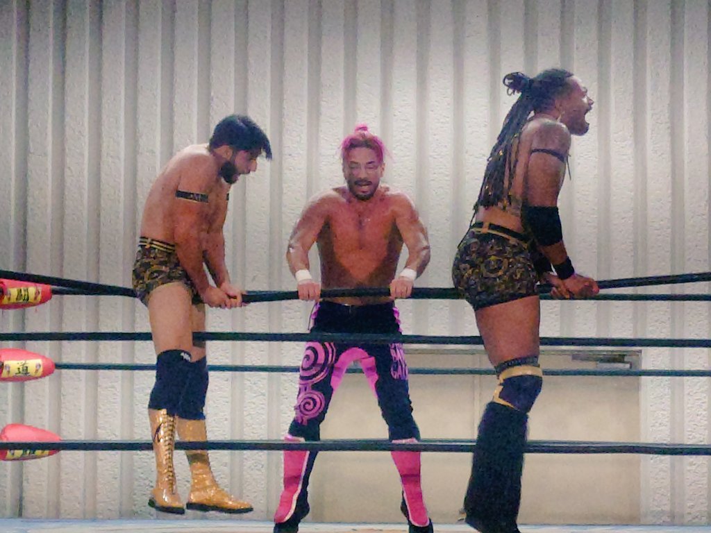 isuzu_ramen's tweet photo. こんなことまでしてくれるMxMが大好きです

#bjw
#大日上野
#AEW
#MxMCollection https://t.co/cgfWUsbIAW