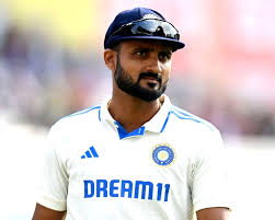 WebduniaHindi's tweet image. पहला टेस्ट - Ben Duckett और Ollie ने शतक बनाए।

दूसरा टेस्ट - Akash Deep ने डकेट और पोप को लगातार दो गेंदों पर आउट किया

#INDvsENG2025 #INDVsENGLive #indvseng2ndtest #INDvENG #ShubmanGill𓃵