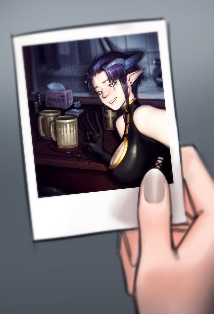 MAKUUwastaken's tweet photo. polaroid art! looking for it to get signed oug oug oug 

thank you @,ValTheMoonGorl for the comm https://t.co/yGmEYvlOn1