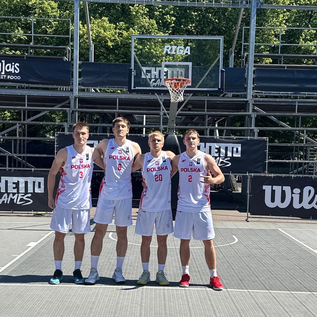 Reprezentacja Polski 3x3 U21 z Filipem Gurtatowskim w składzie zakończyła turniej Nations League w Rydze 🇱🇻🏀

Biało-czerwoni wygrali 2 z 3 stopów i prowadzą w klasyfikacji generalnej 💪 Brawo Filip, brawo Polska! 👏

#plkpl