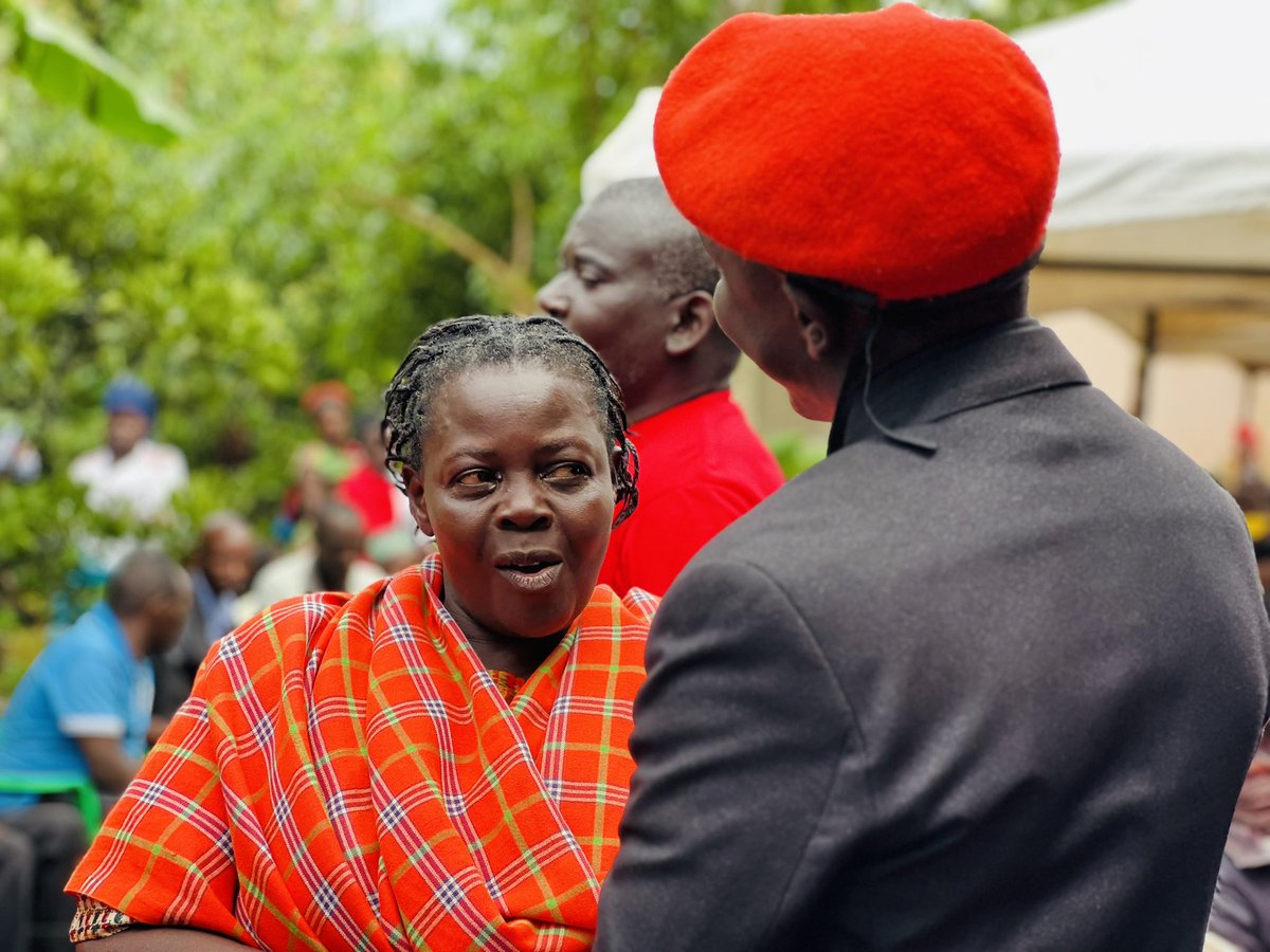 MaserukaRobert's tweet image. On the verge to handle the mantle, We daily reach out to people seeking for their support.
馃檹