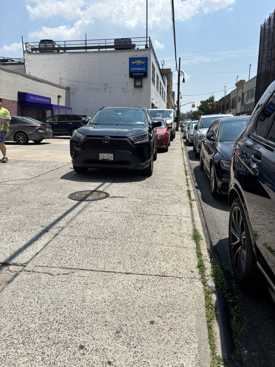 Daniel A Solow tweet media