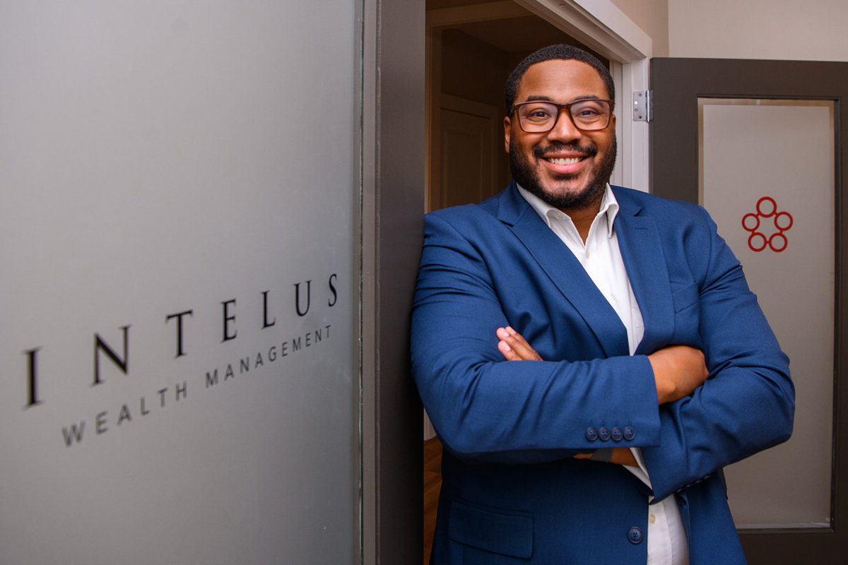 BarnettWright's tweet image. Uriah Williams, the 38-year-old #Birmingham-based #financialadvisor, has a few tips for those embarking on the journey to #personalwealth. @BhamTimes
birminghamtimes.com/2025/07/uriah-…