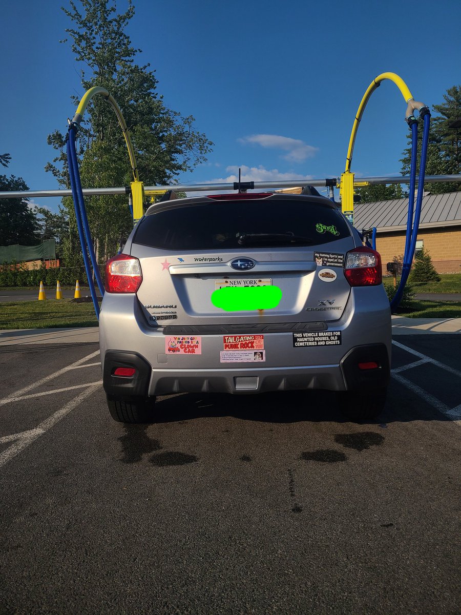 beegoesbuz's tweet photo. Cleaned my Subie up to go Car Camping for the 4th!!! 💚🫶🏻 #subaru #crosstreck #CarGirls https://t.co/bgNAsB4CaZ