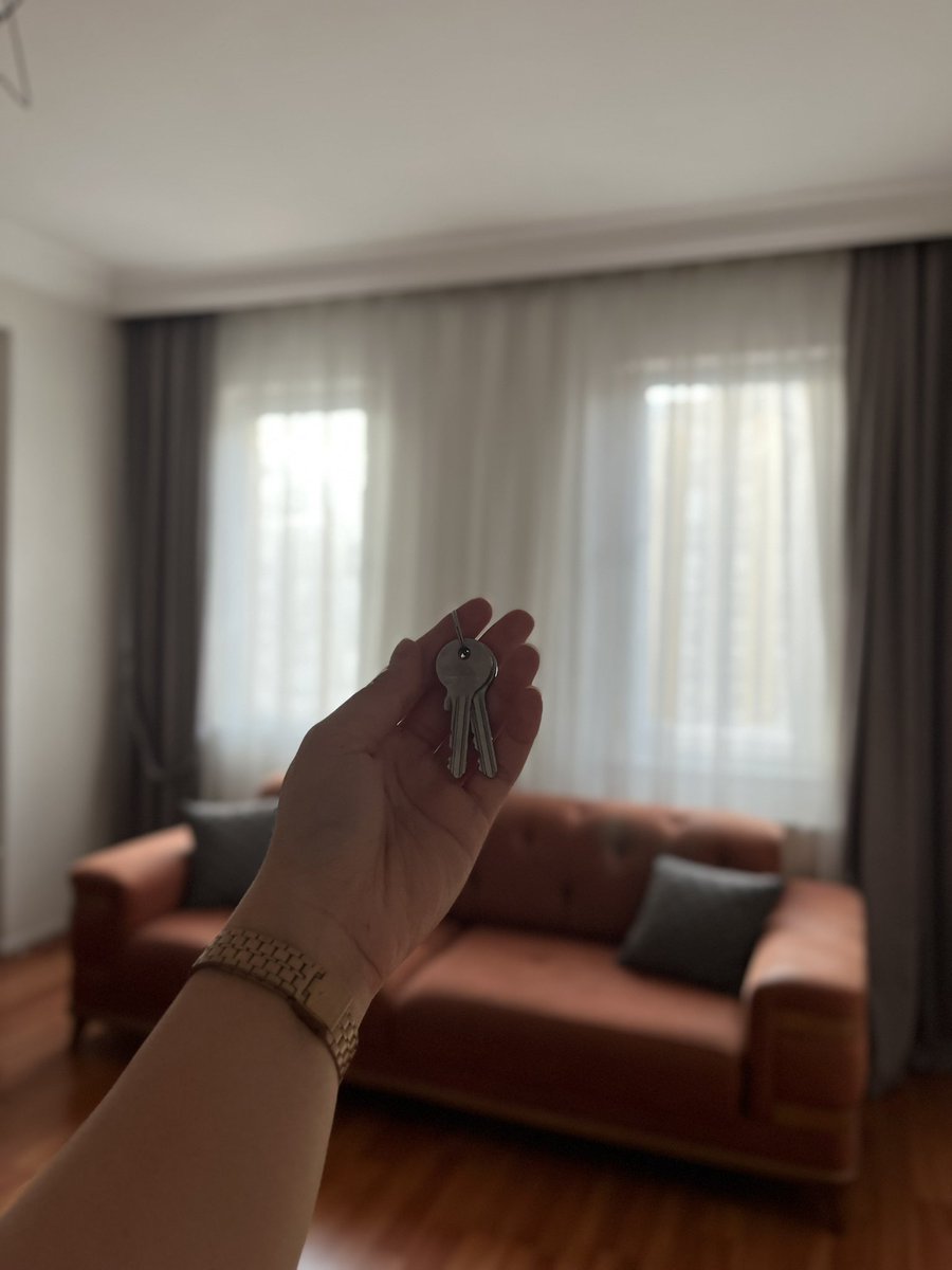 mediiine___'s tweet photo. Sen mi yapıcan sen mi edicen dediler valla ben yaptım💆🏻‍♀️🏡 https://t.co/oMfRv9oJ2z