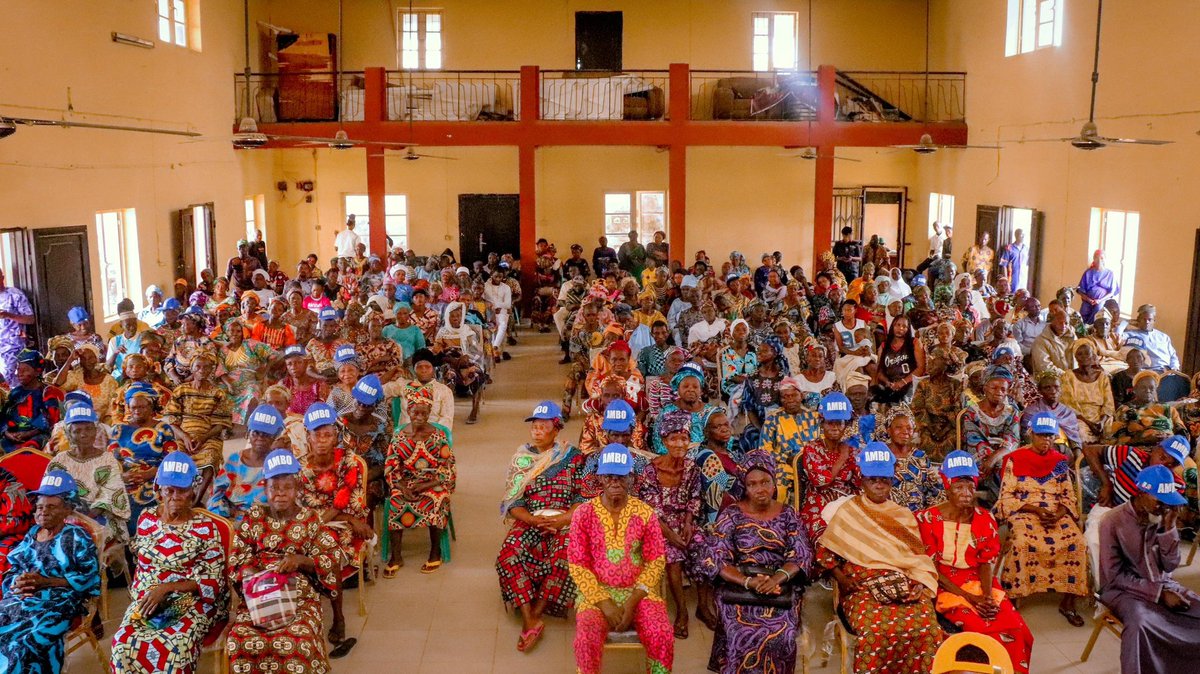 Over 500 households in Ife North Local Government Area of Osun State have benefited from the 6th edition of the Oyetola Hand of Fellowship, a grassroots empowerment initiative championed by Engr. Kayode Sowade in other to bring succor to the masses