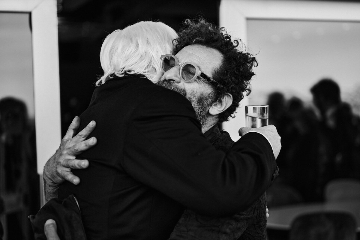 Happy Birthday Julian Assange.
Ethical hero of our time.

<a href="/AnythingtoSay_/">#AnythingToSay?</a>