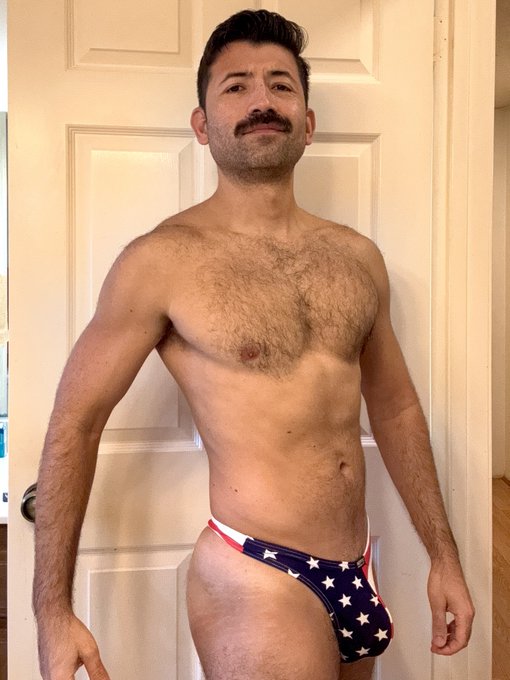 Watch Bobby Baby (NYC 8/29-9/4, STL 9/4-9/7)'s leaked NSFW photo on TwXstars