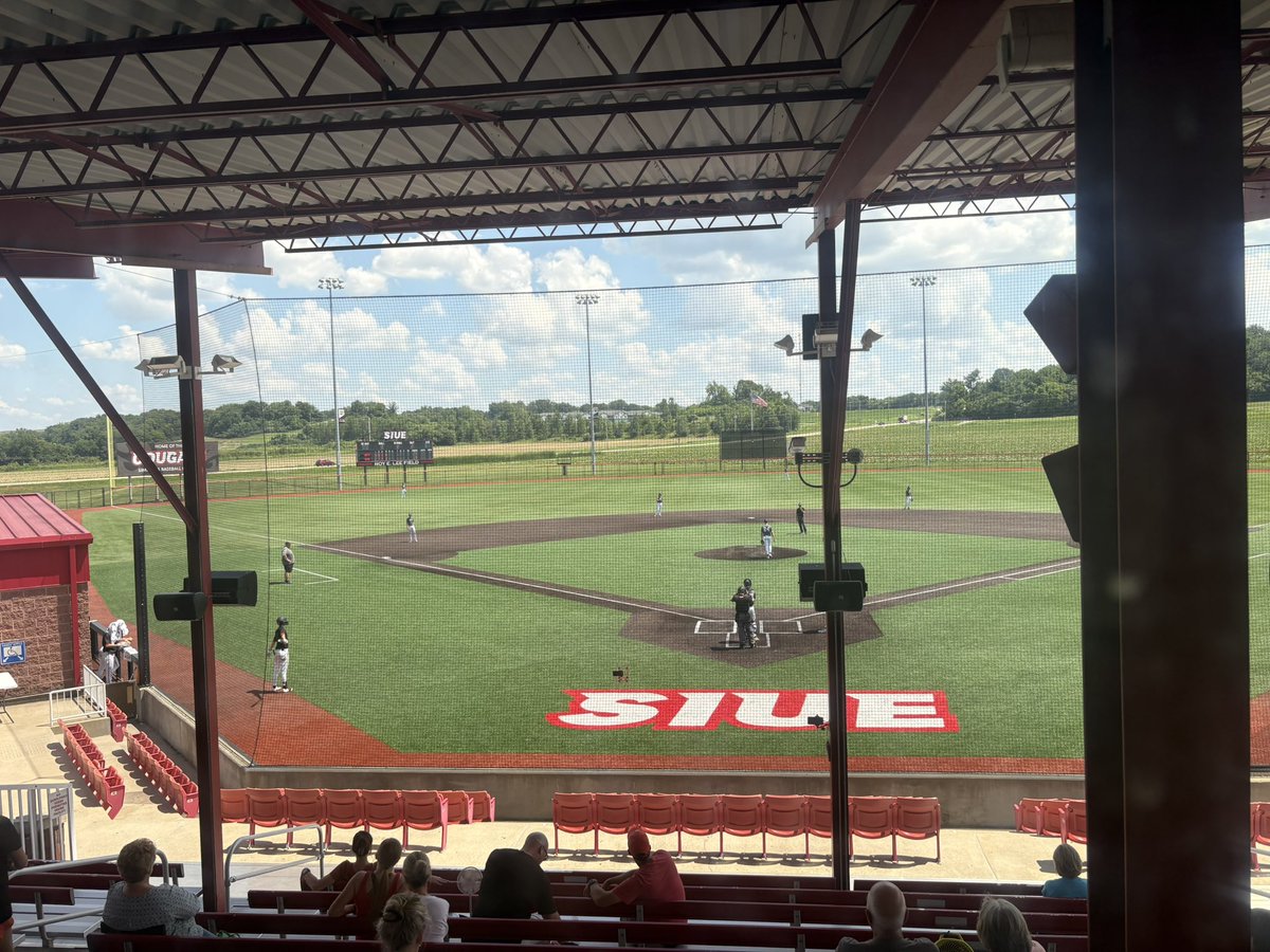 Play9 Scouting (@play9scouting) on Twitter photo 📍 SIUE
<a href="/Rawlings_Tigers/">Rawlings Tigers</a> #6 Blake Hollrah with a two run double to make it 9-4 Tigers after 4.
#gatewayopen #play9withus 📍 SIUE
<a href="/Rawlings_Tigers/">Rawlings Tigers</a> #6 Blake Hollrah with a two run double to make it 9-4 Tigers after 4.
#gatewayopen #play9withus