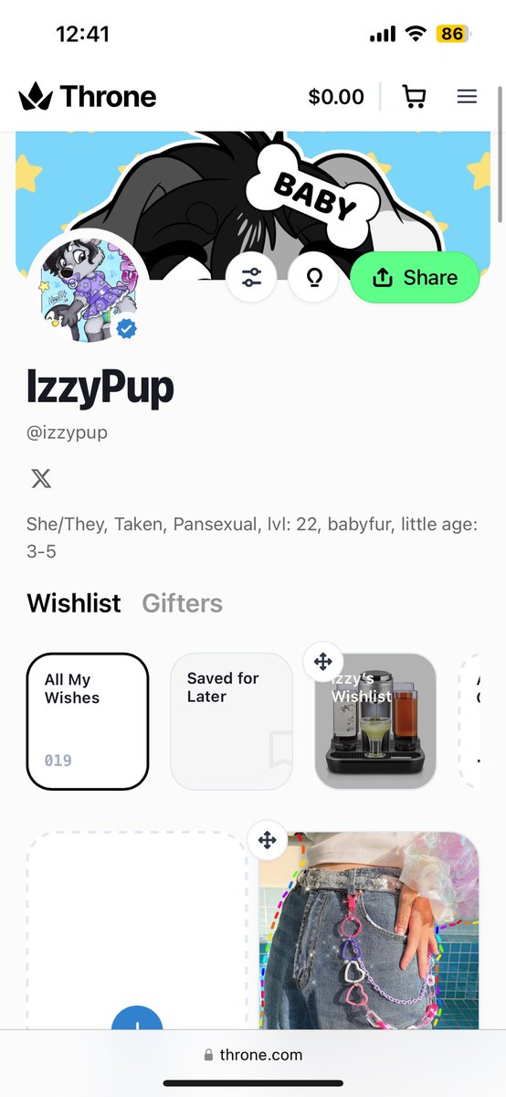 IzzyPup's tweet image. I’m not sure if I got the following for this, but if anyone wants to gift me things, my throne wishlist is in my profile bio! My birthday is in 3 months!