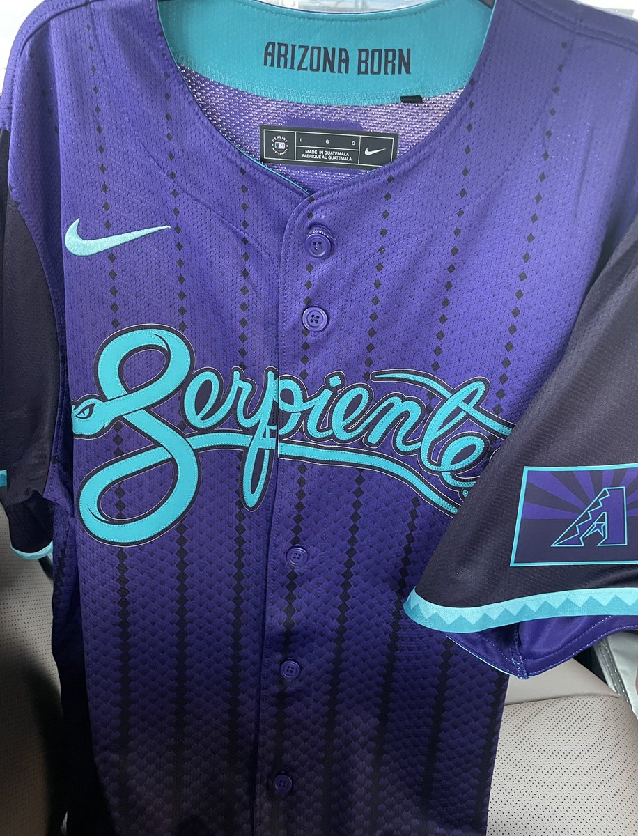 LukeLapinski's tweet image. The City Connects are even better up close. Thanks to the Dbacks for sending this to the studio.
