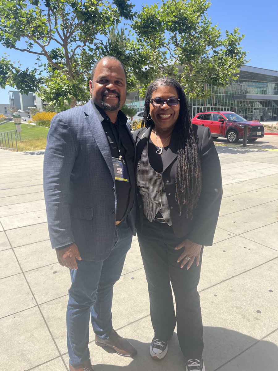 CaliforniaOSBA's tweet image. Thatโs a wrap on Catalyst Collective! Our Director @TaraLynnGray joined CA seed-stage founders in fintech, climate tech & digital health for a powerful day of insight & innovation. Thanks to @PlugInVentures & partners for driving #SmallBizCA forward! ๐ฑ๐ #CatalystCollective