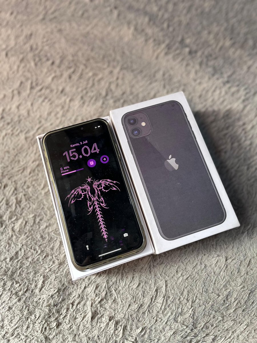 nu8ella's tweet photo. wts iphone 11 64gb
true tone on
bh 70 ori awet
amannnn semuaaa
cuma minus layar bercak tp ngga ngaruh ke layar sentuh

hp+dosbuk 3,4jt nego
detail dm / wa 083121775454 https://t.co/T5nk1Ym2Ne